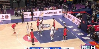 职业篮球比赛的各种战术让人目不暇接
